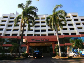 Wattana Park Hotel